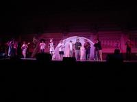 2004 Greek Sing 