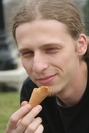 35335